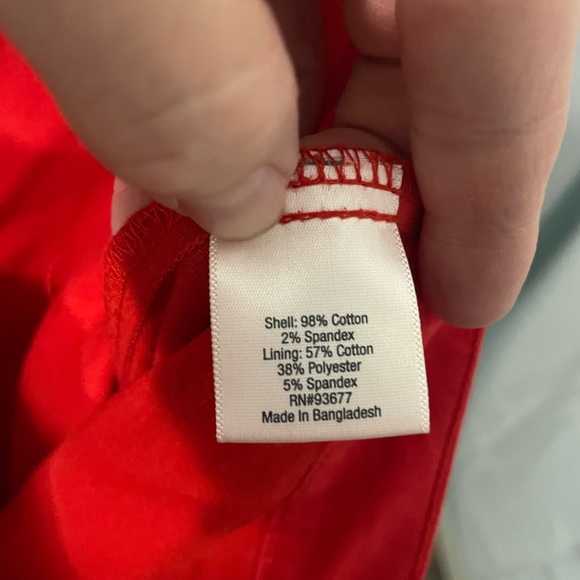 St. John's Bay Red‎ Skort size 6 - Picture 7 of 8